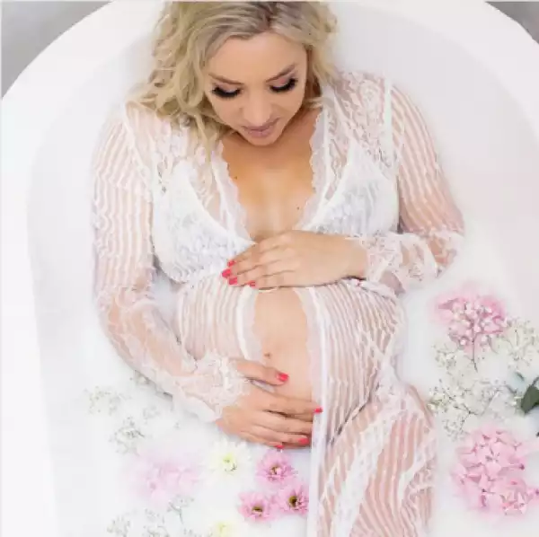 Roxy Burger Welcomes Her First Child (Photos)